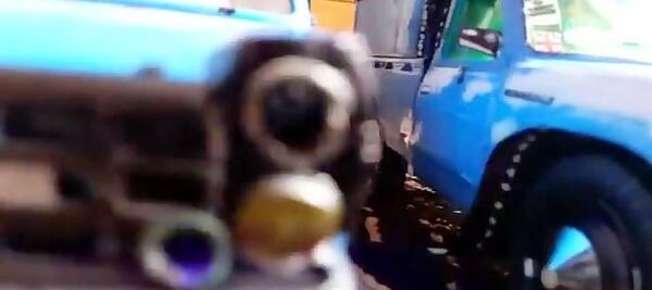 عکس نیسان آبی اسباب بازی اسپرت