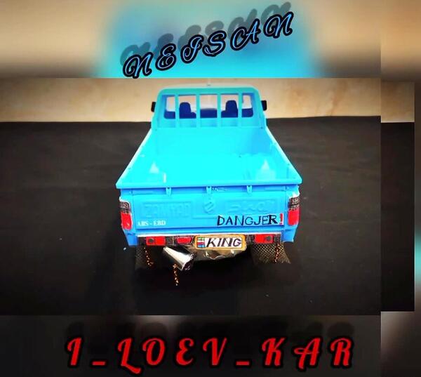 عکس نیسان آبی اسباب بازی اسپرت