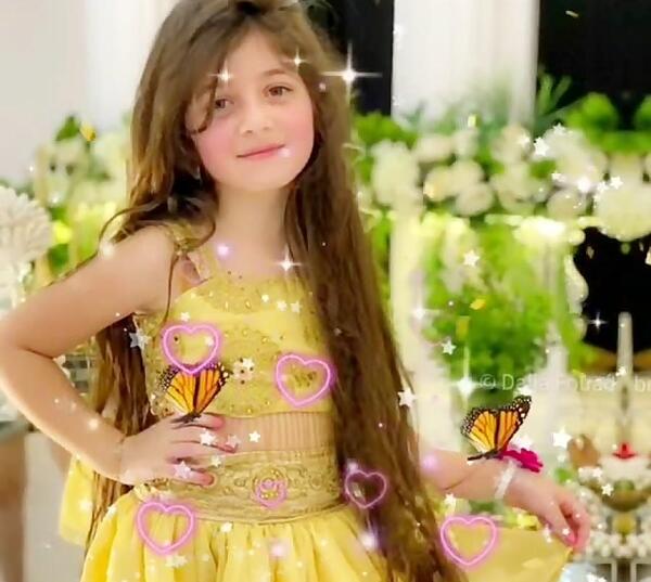 لاکچری باکلاس عکس دختر با گل برای پروفایل