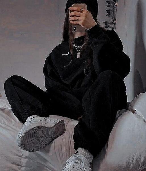 عکس پروفایل دخترونه خفن اسپرت سیاه