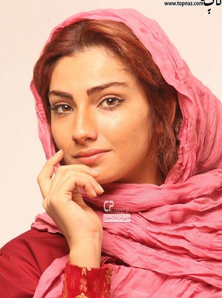 عکس محیا دهقانی در مستوران ۲