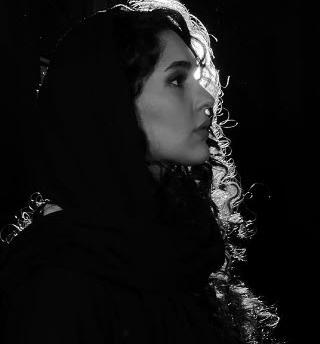 عکس نیکی میربها در نیسان ابی