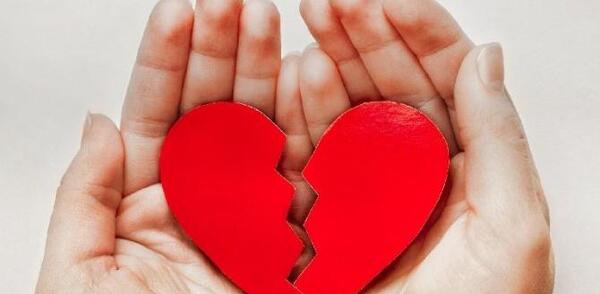 دل کسیو عکس قلب شکسته واقعی