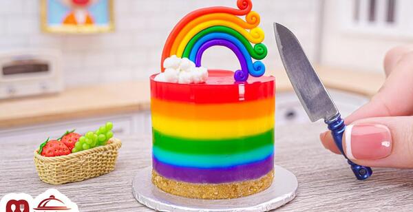 عکس های کیک تولد دخترانه ساده