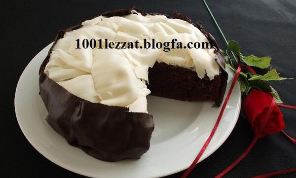عکس کیک قلب شکسته