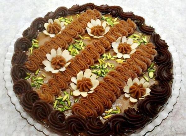عکس کیک قلب شکسته
