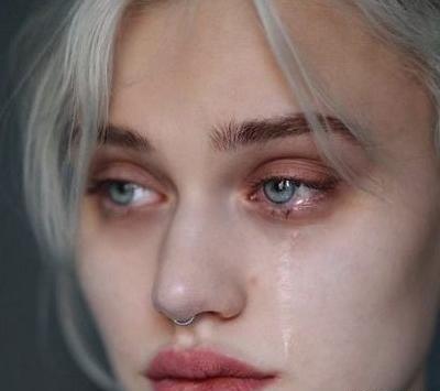 عکس پروفایل چشم گریه دخترونه