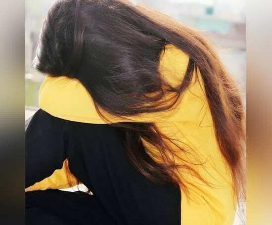 عکس پروفایل دختر خسته