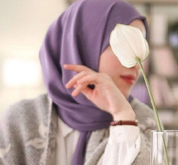 عکس پروفایل دخترونه نظامی با حجاب