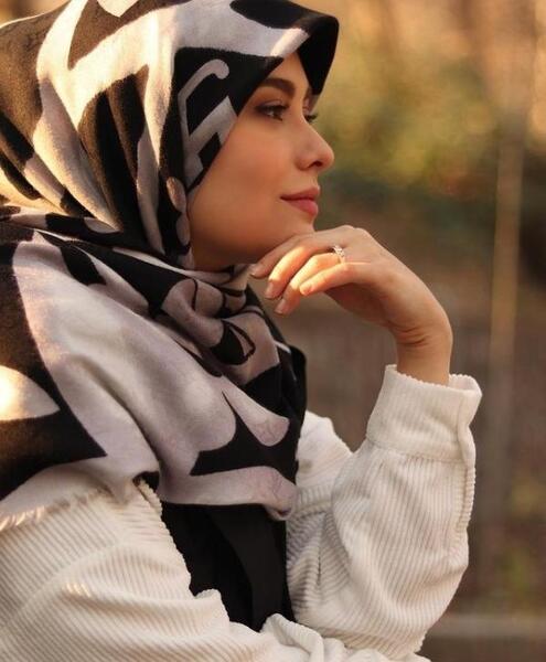 عکس پروفایل دخترونه ۱۲ ساله با حجاب