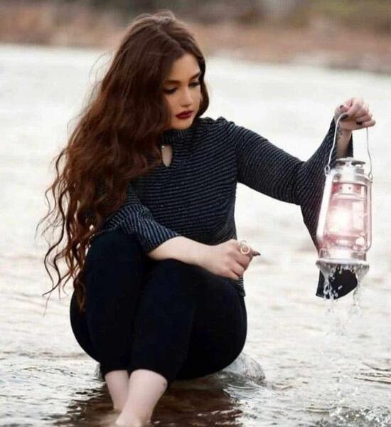 عکس پروفایل دخترانه احساسی غمگین