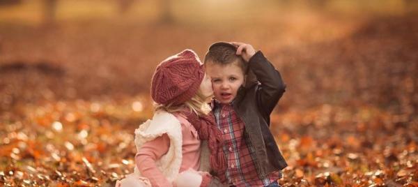 دانلود عکس پروفایل عاشقانه بچه گانه