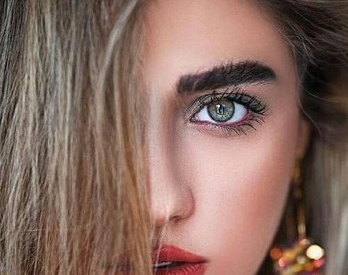 عکس دختر چشم ابی برای پروفایل