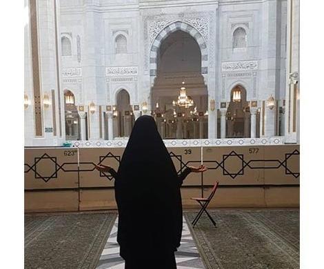 عکس پروفایل دختر چادری کنار حرم امام رضا