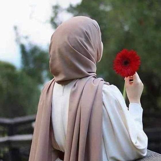 عکس دختر باحجاب برای پروفایل اینستا