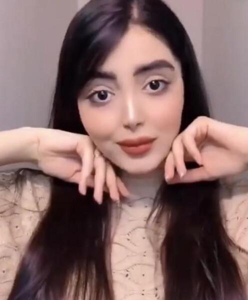 ایده برای ژست عکس سلفی