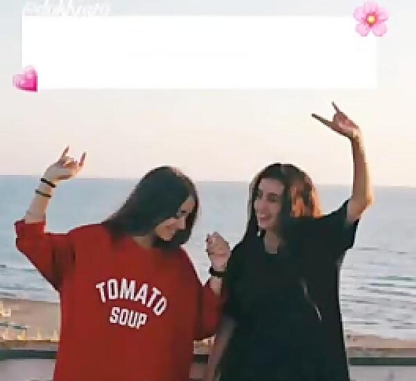 چهار نفره عکس پروفایل گروه دوستانه مختلط