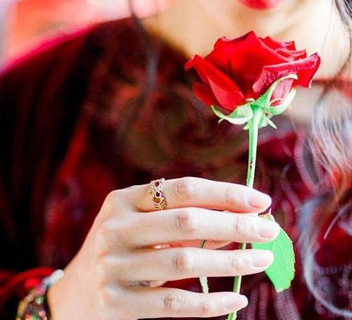 عکس گل زیبا برای پروفایل دخترونه جدید