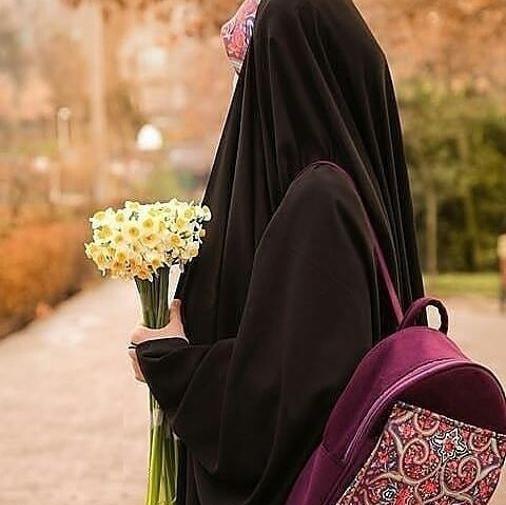 عکس پروفایل دخترونه با حجاب نیم رخ