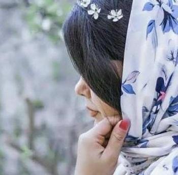 عکس پروفایل دخترونه با حجاب نیم رخ