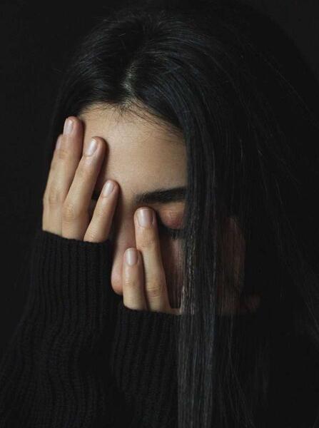 عکس پروفایل دخترانه تنهایی بدون متن