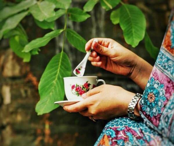 عکس پروفایل دختر کمر باریک