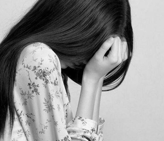 عکس پروفایل دخترانه خیلی غمگین