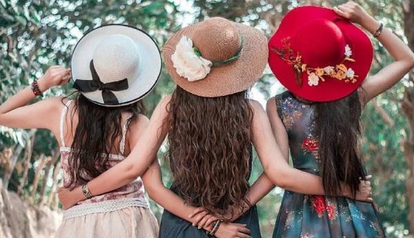 عکس پروفایل دخترونه چهار نفره رفیق