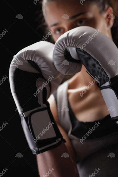 عکس پروفایل بوکس خفن دخترانه