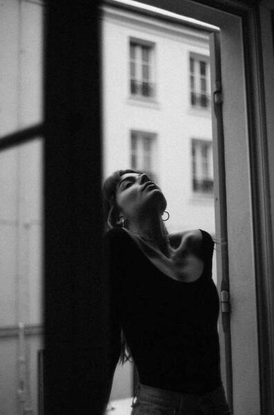 عکس پروفایل چهره غمگین