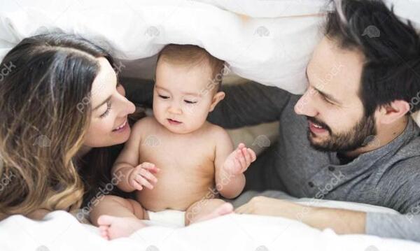 عکس پروفایل بچه با پدر مادر