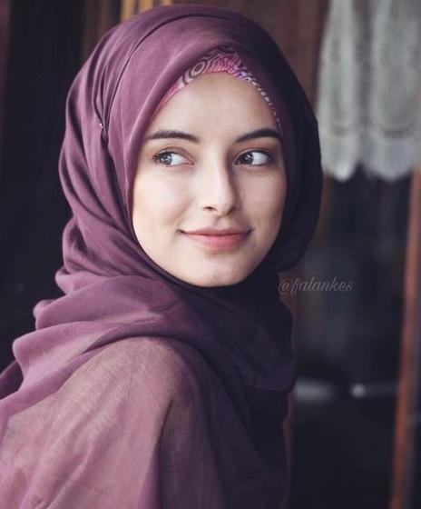 عکس پروفایل دختر روبه اسمان