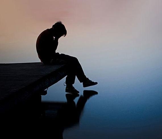 عکس پروفایل گریه بدون متن پسرانه