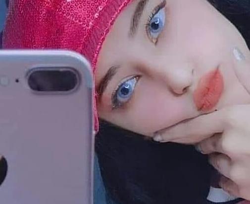 عکس پروفایل دخترونه با آیفون ۱۳