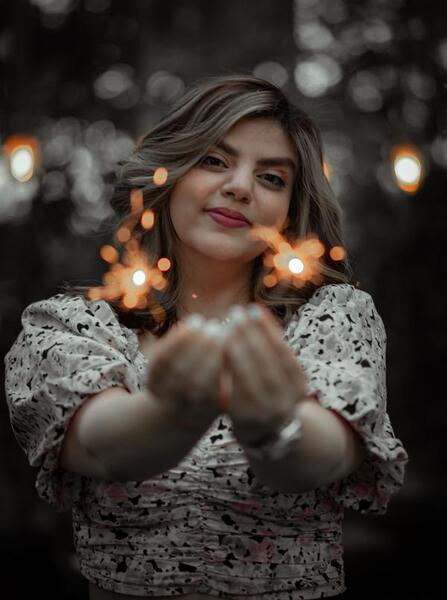 ژست عکس کودک فضای باز