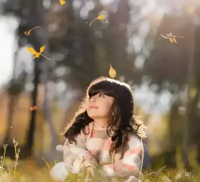ژست عکس کودک فضای باز