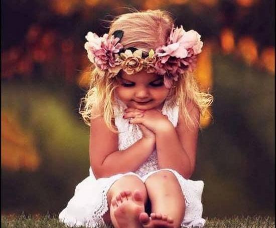 ژست عکس کودک دو ساله