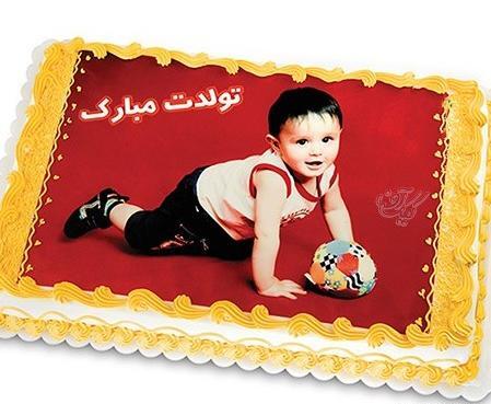 عکس بچه روی کیک تولد