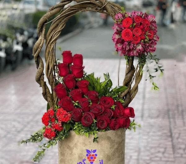 عکس دسته گل خواستگاری با شیرینی