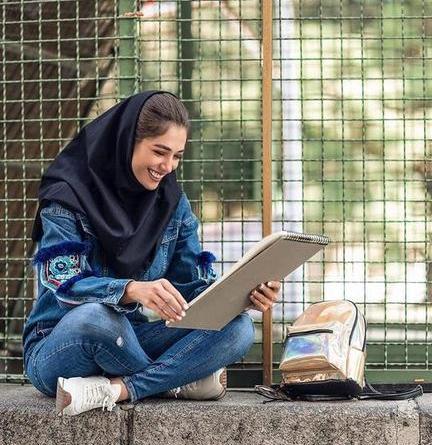 ایده ژست عکس دخترانه