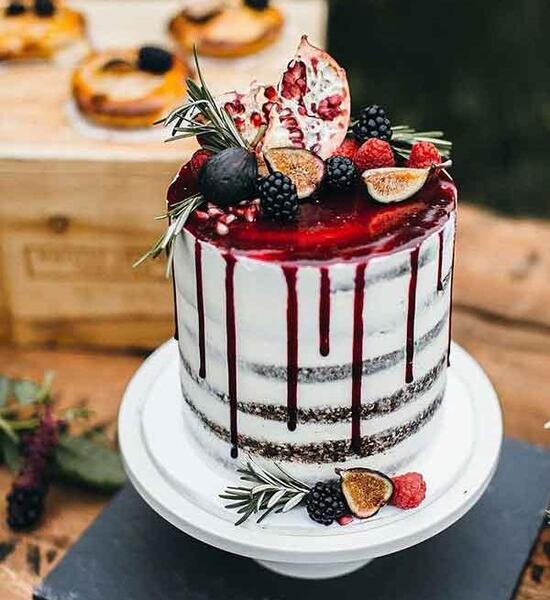 عکس کیک شب یلدا برای عروس