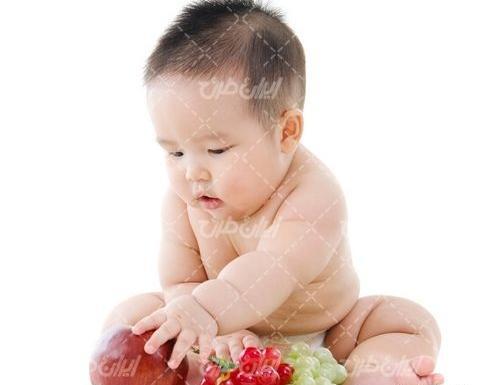 ژست عکس کودک آتلیه