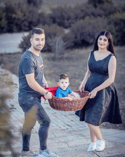 ژست عکس کودک آتلیه