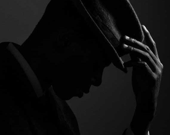 عکس پروفایل پسرانه چشم قرمز