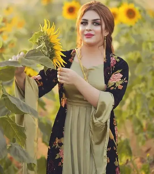 ذخیره عکس دختر