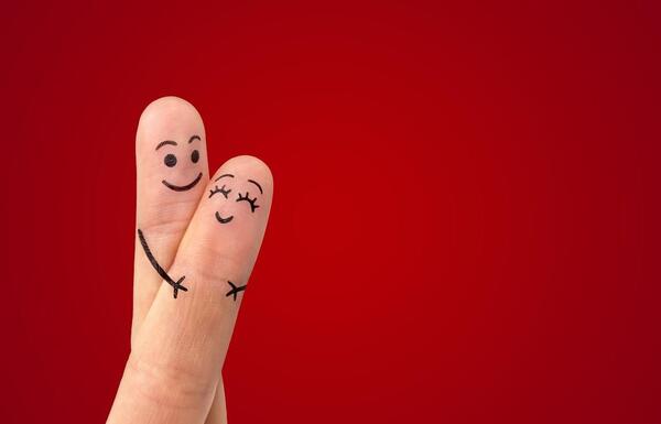 آغوش عاشقانه عکس پروفایل