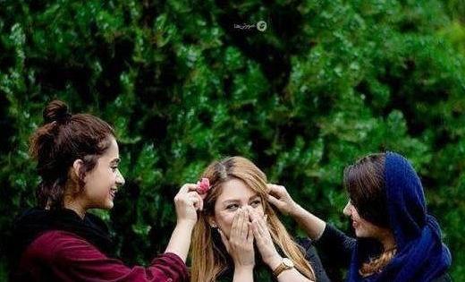 عکس پروفایل دخترونه ی ۴ نفره