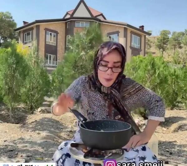 عکس راپونزل با تاج