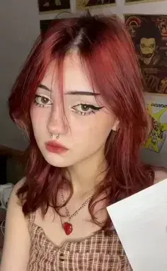 عکس راپونزل با تاج