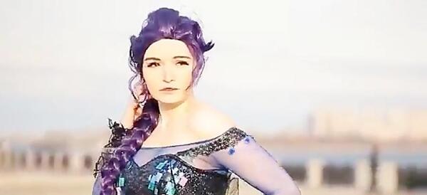 عکس السا تاریکی